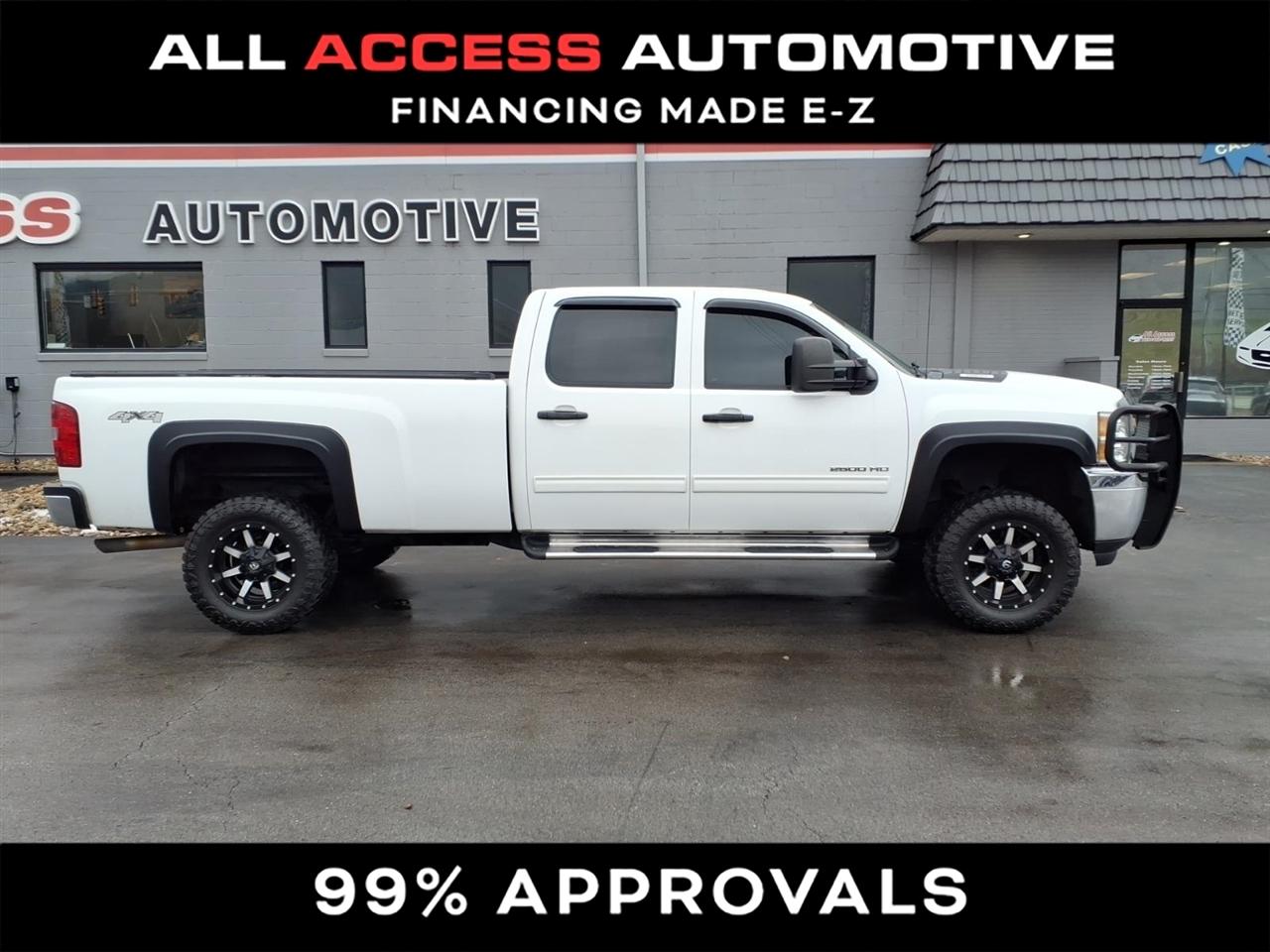 2013 Chevrolet Silverado 2500HD 4WD Crew Cab 167.7" LT