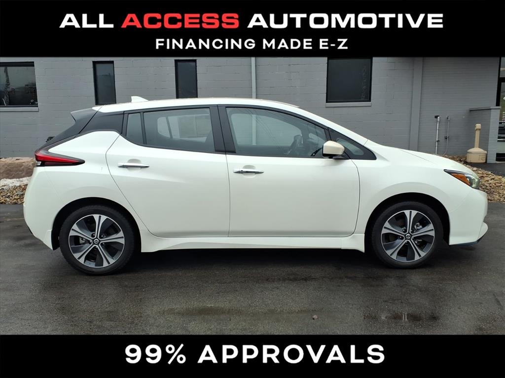 2022 Nissan Leaf SV Plus's photo