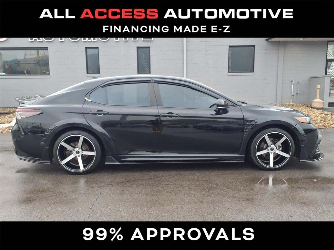 2023 Toyota Camry SE Auto (Natl)