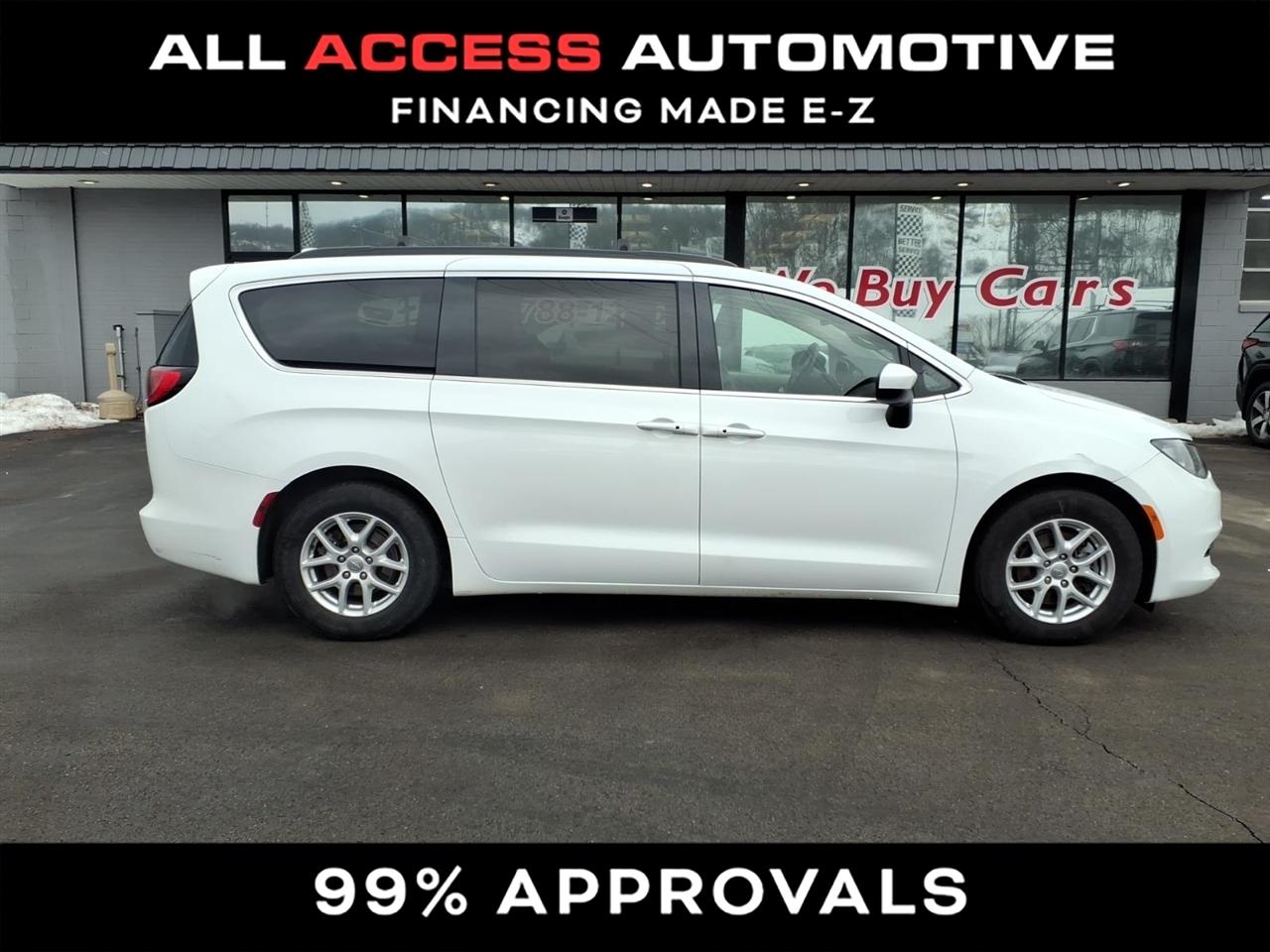 2020 Chrysler Voyager LXI FWD