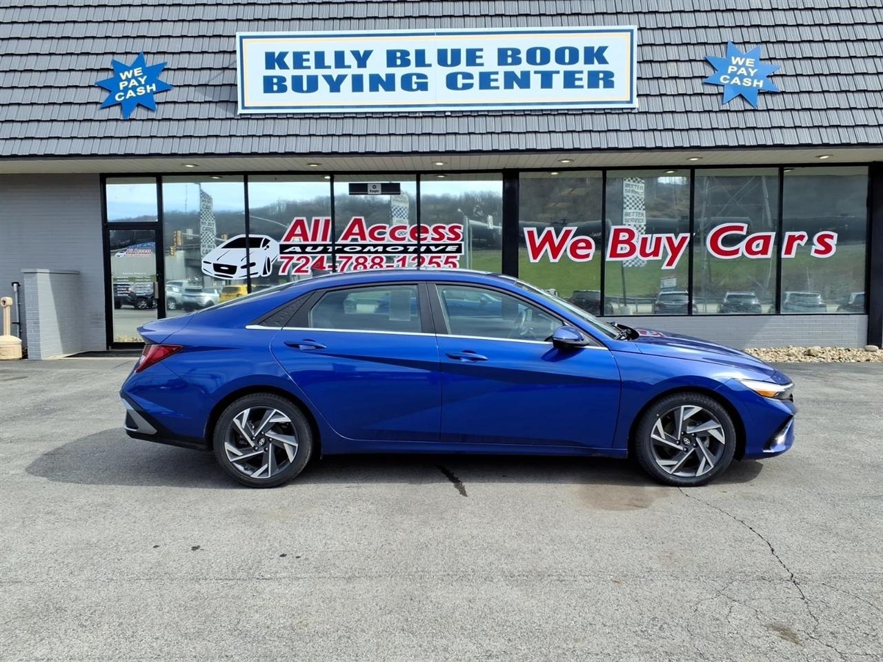 2024 Hyundai Elantra Limited IVT