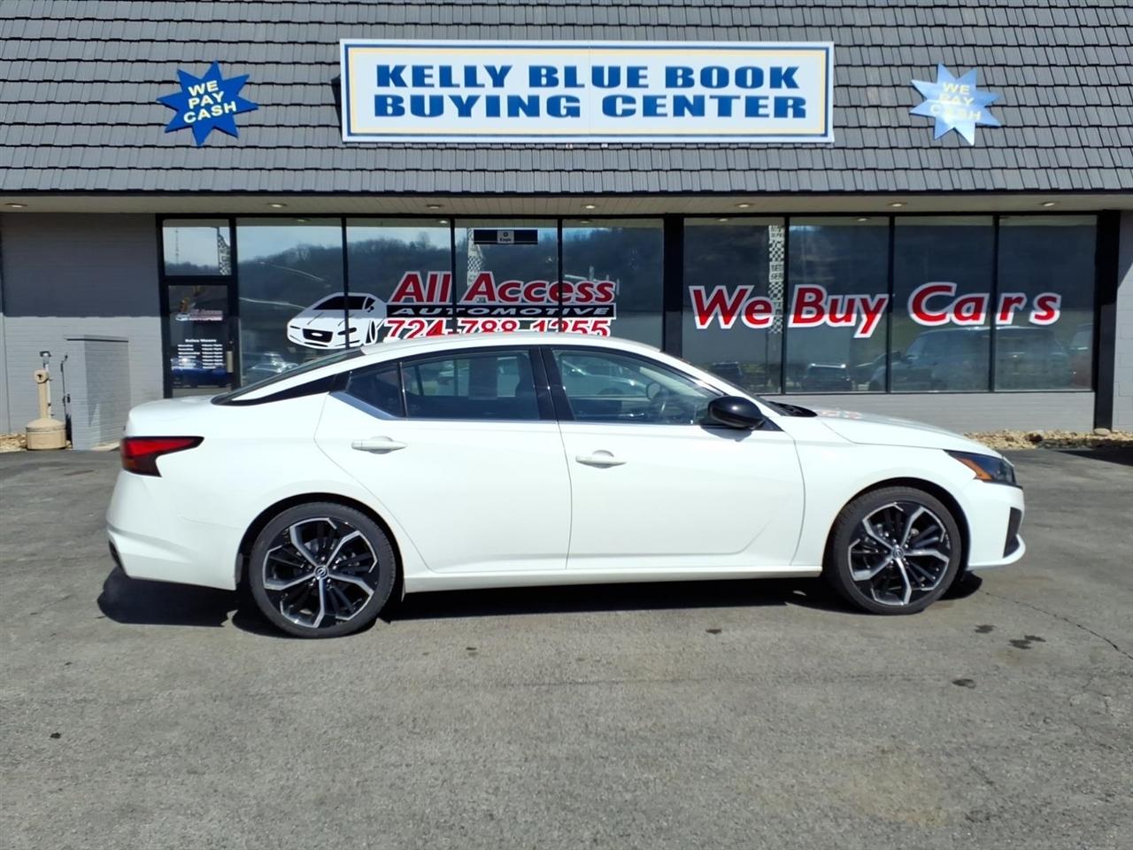 2024 Nissan Altima 2.5 SR Sedan