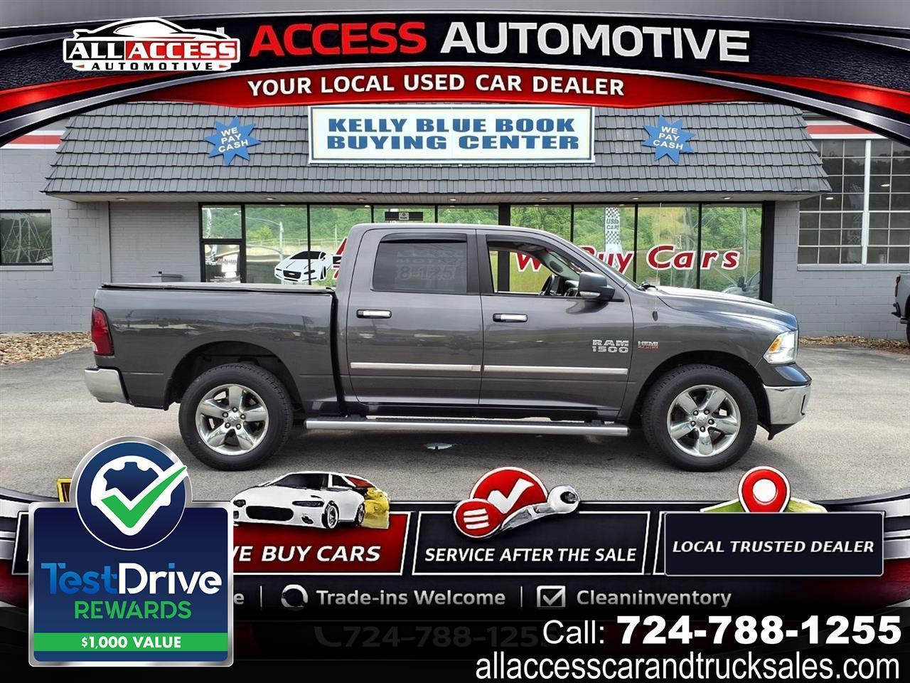 2014 RAM 1500 4WD Crew Cab 140.5" Big Horn