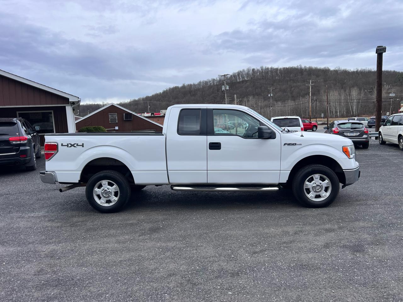 Ford F-150 4WD SuperCab 145" XLT 2010
