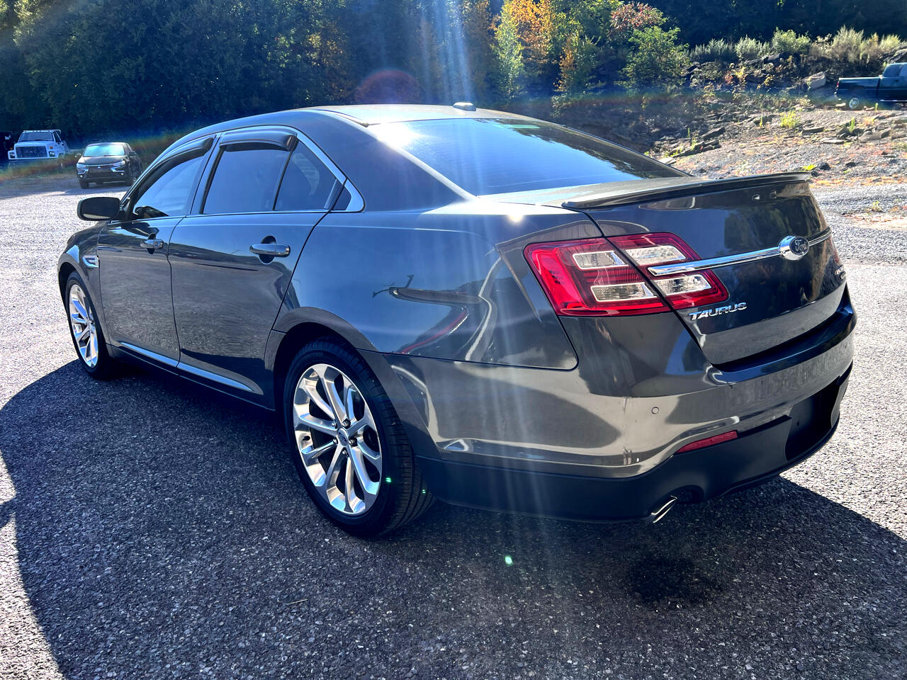 Ford Taurus Limited FWD 2018 Ford Taurus Limited FWD 2018