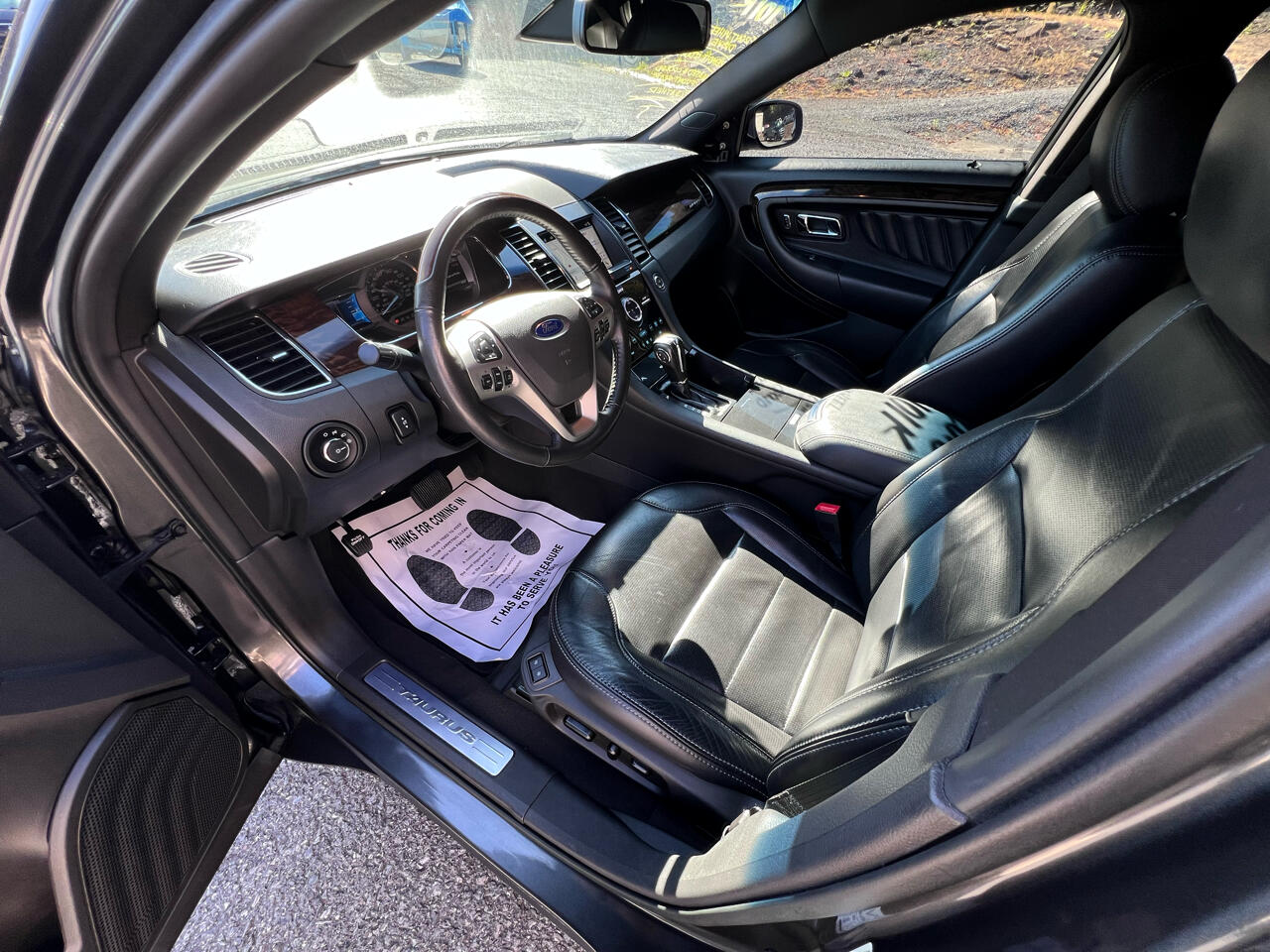 Ford Taurus Limited FWD 2018 Ford Taurus Limited FWD 2018