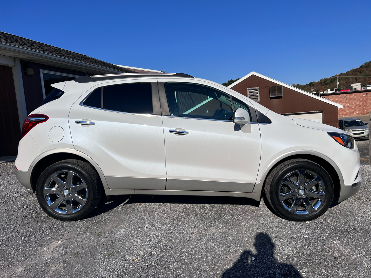 Buick Encore AWD 4dr Essence 2019 Buick Encore AWD 4dr Essence 2019