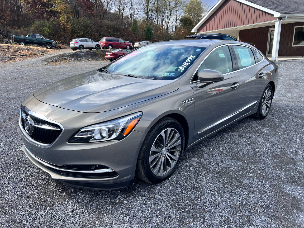 Buick LaCrosse 4dr Sdn Premium FWD 2017 Buick LaCrosse 4dr Sdn Premium FWD 2017