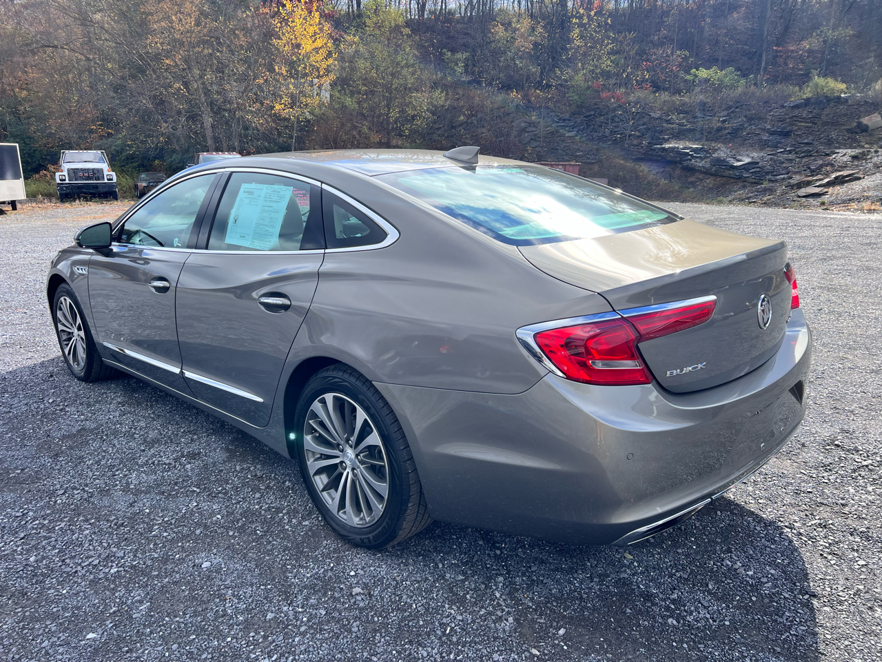 Buick LaCrosse 4dr Sdn Premium FWD 2017 Buick LaCrosse 4dr Sdn Premium FWD 2017