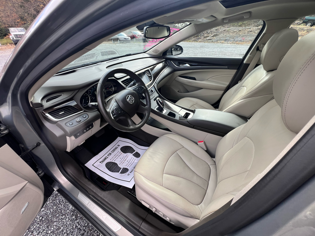 Buick LaCrosse 4dr Sdn Premium FWD 2017 Buick LaCrosse 4dr Sdn Premium FWD 2017