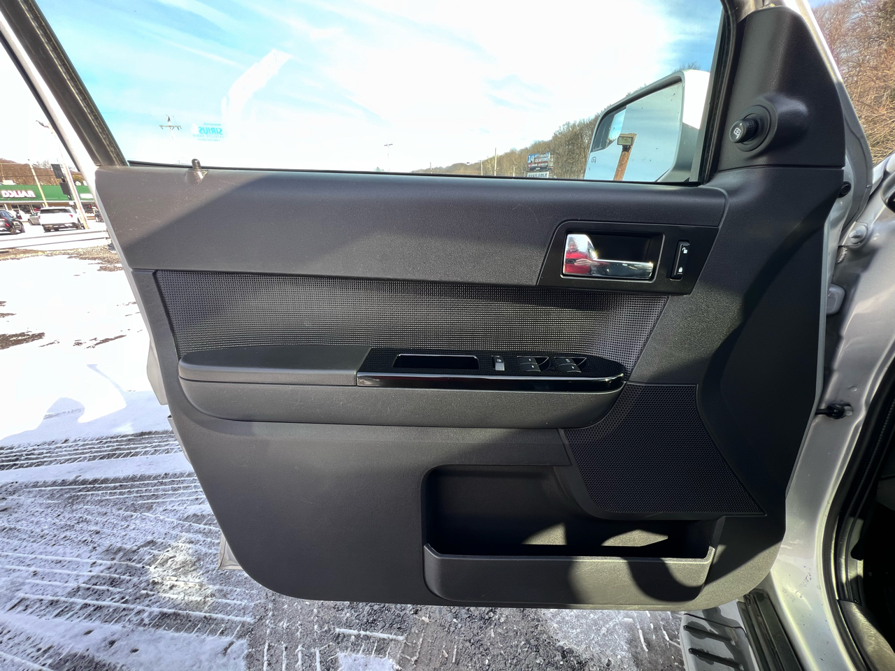 Ford Escape 4WD 4dr Limited 2011