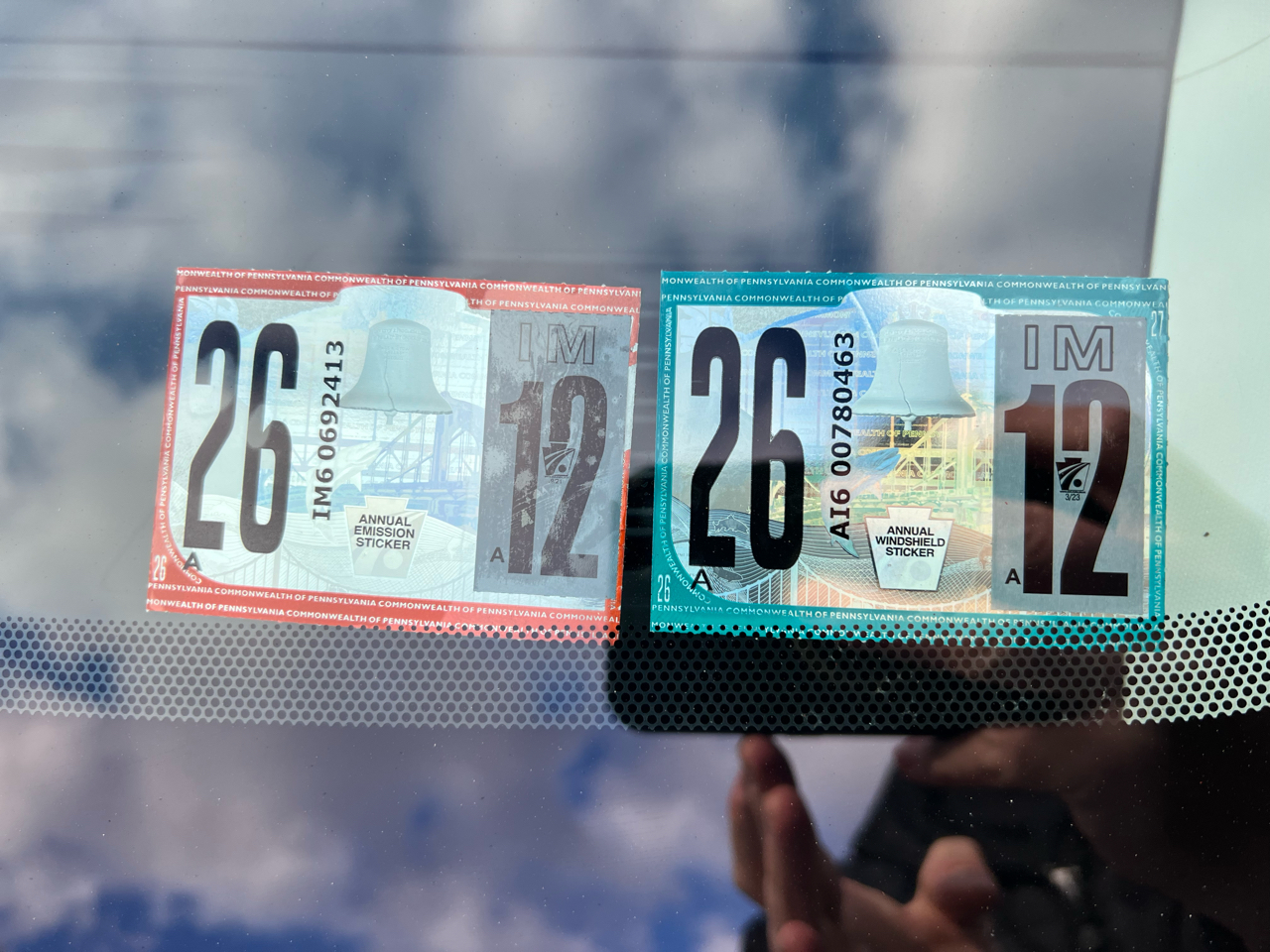 Volkswagen Routan 4dr Wgn S 2012