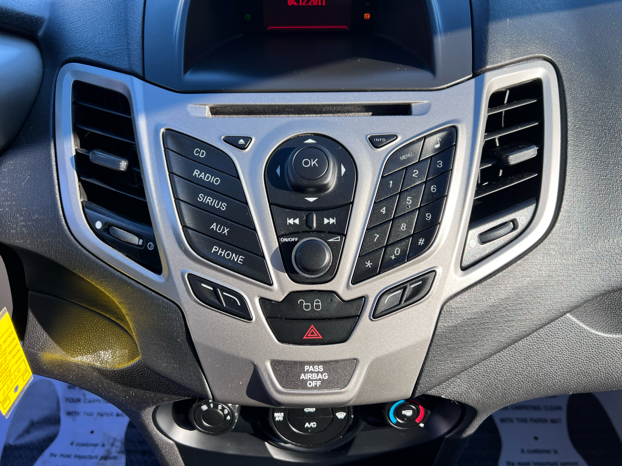 Ford Fiesta 5dr HB SE 2011