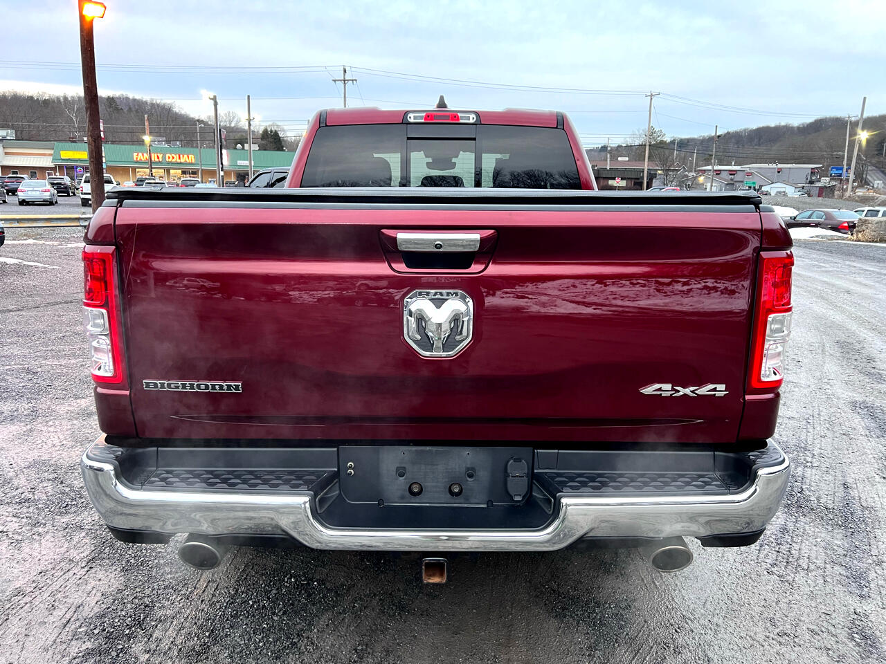 RAM 1500 Big Horn 4x4 Quad Cab 6'4" Box 2020