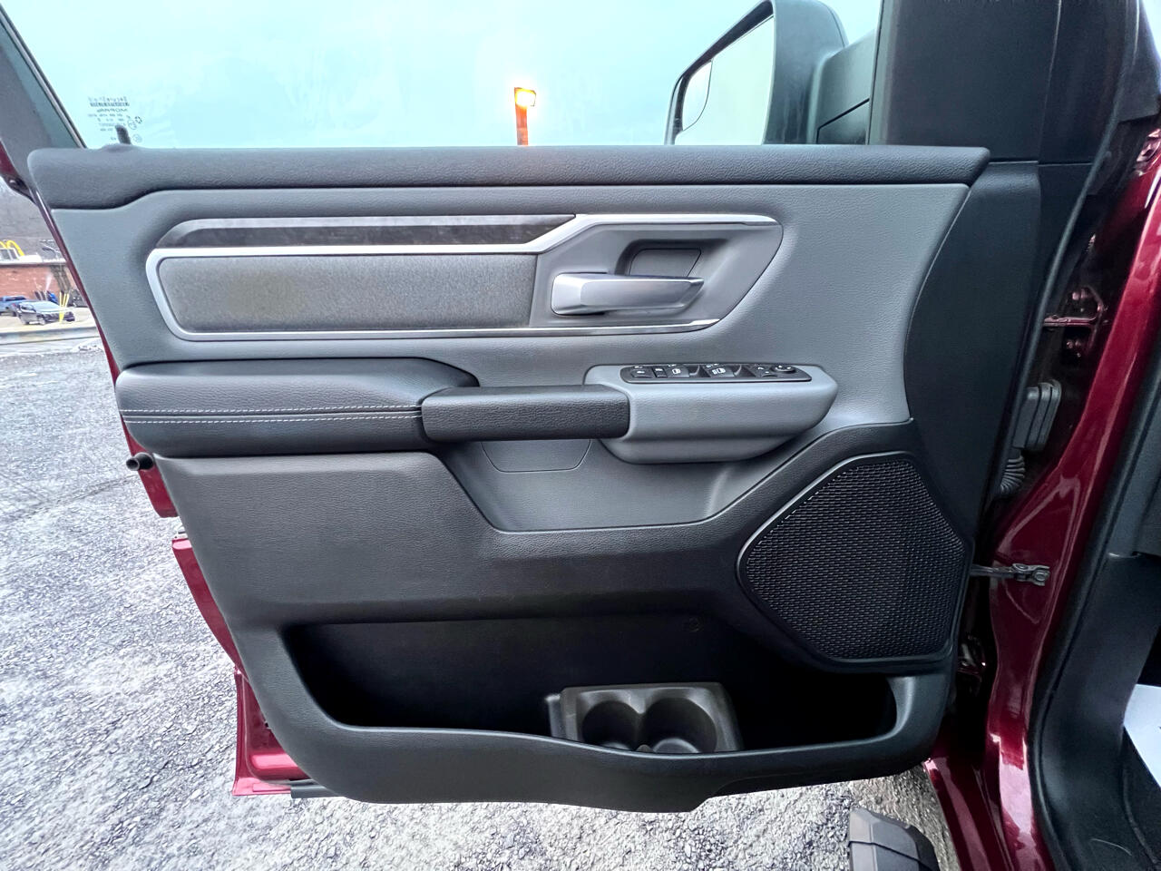 RAM 1500 Big Horn 4x4 Quad Cab 6'4" Box 2020