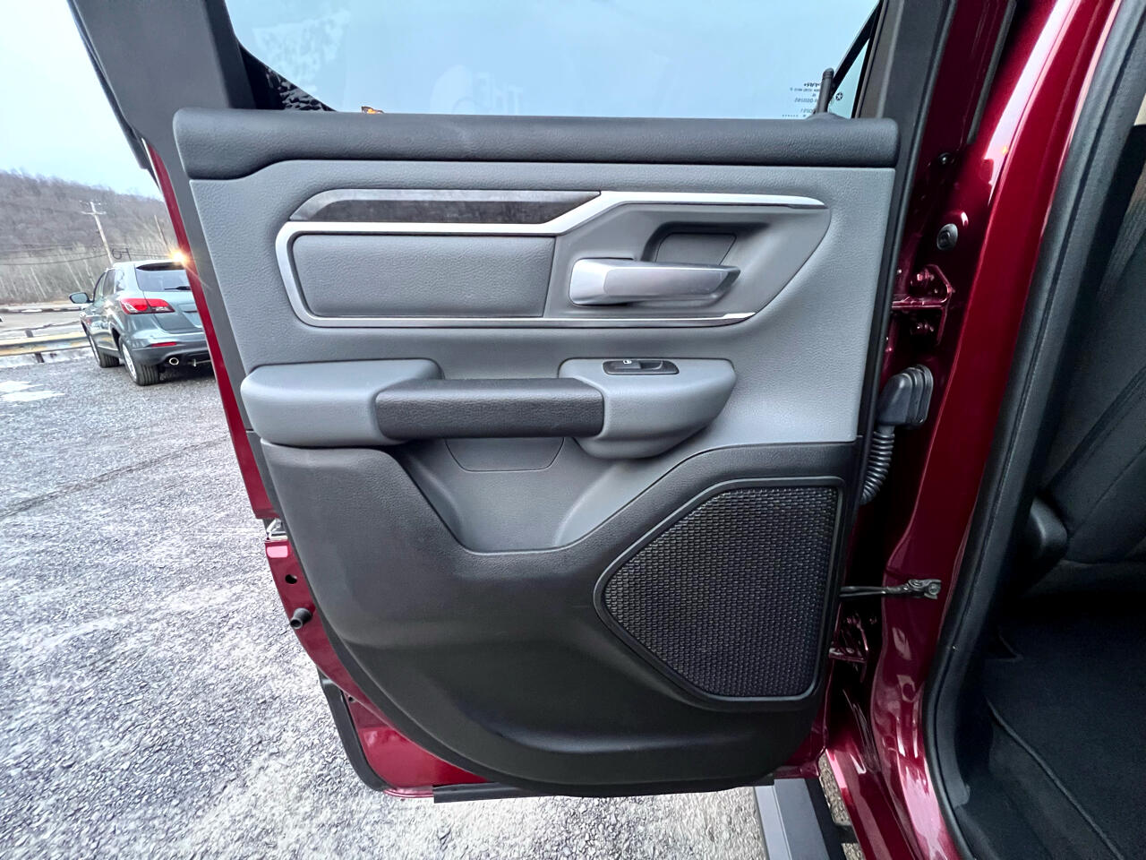 RAM 1500 Big Horn 4x4 Quad Cab 6'4" Box 2020