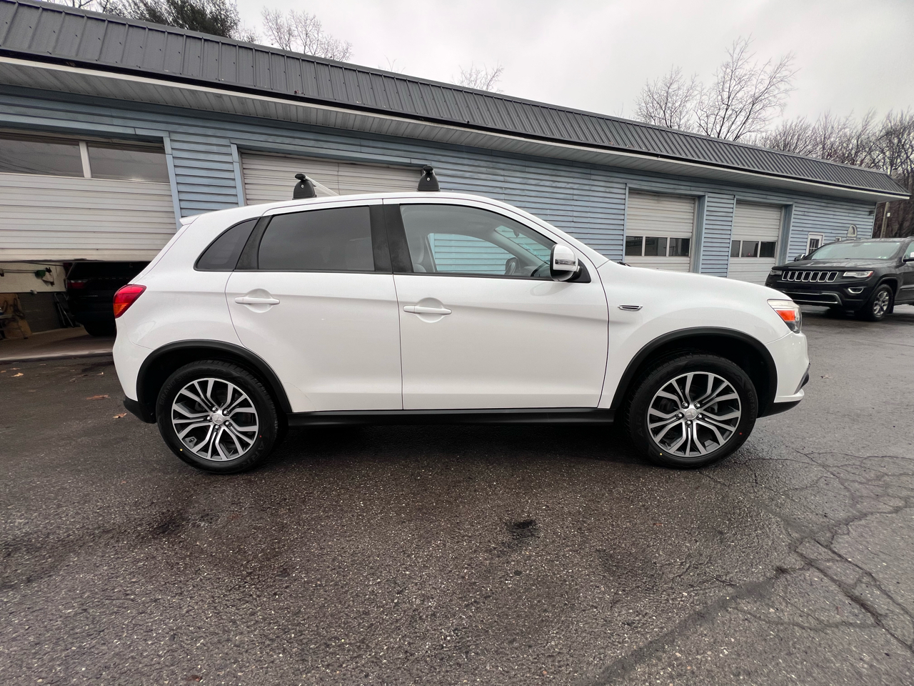 Mitsubishi Outlander Sport ES 2.0 AWC CVT 2017