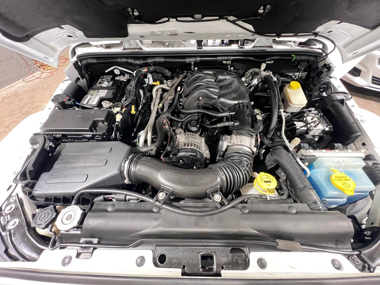 Jeep Wrangler Unlimited 4WD 4dr Sahara 2016