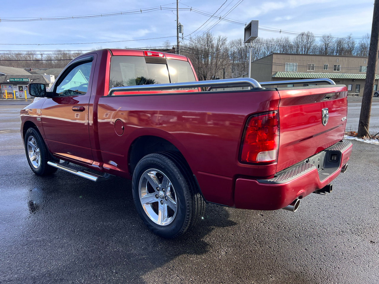 RAM 1500 4WD Reg Cab 120.5" Sport 2012
