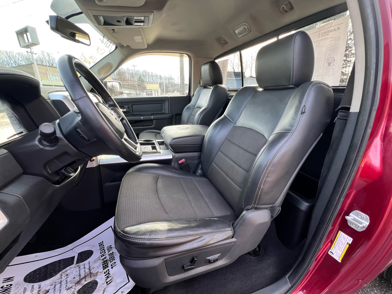 RAM 1500 4WD Reg Cab 120.5" Sport 2012