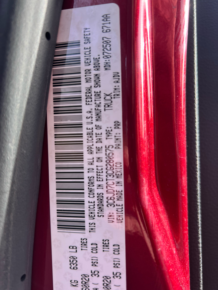 RAM 1500 4WD Reg Cab 120.5" Sport 2012