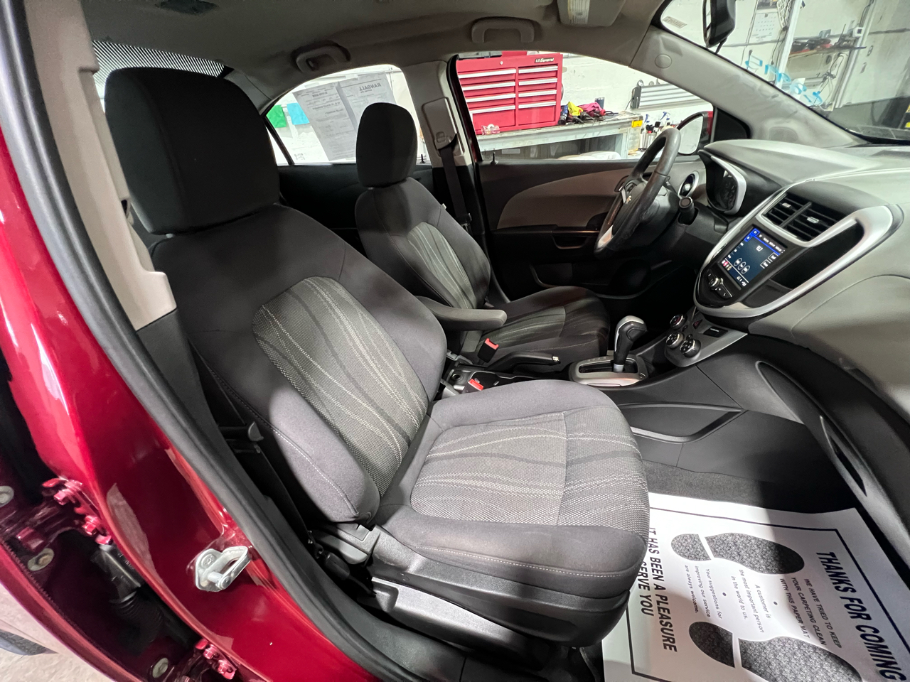 Chevrolet Sonic 4dr Sdn LT 2020