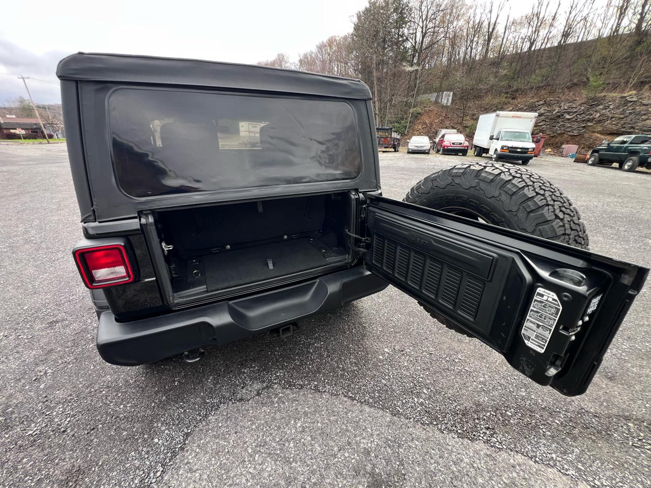 Jeep Wrangler Sport 4x4 2018