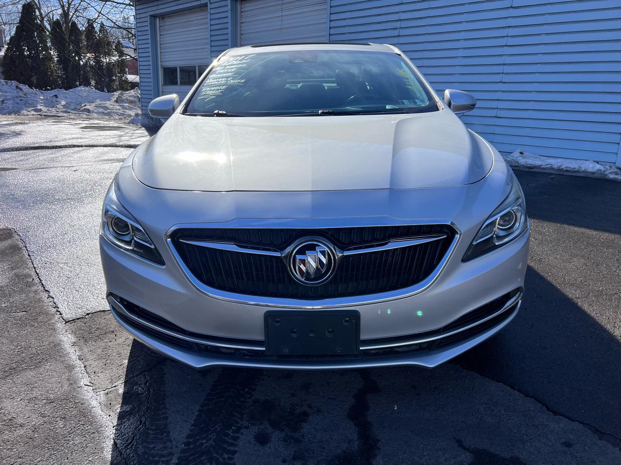 Buick LaCrosse 4dr Sdn Premium AWD 2017