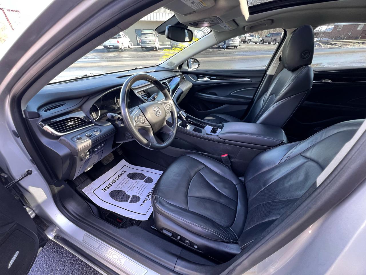 Buick LaCrosse 4dr Sdn Premium AWD 2017