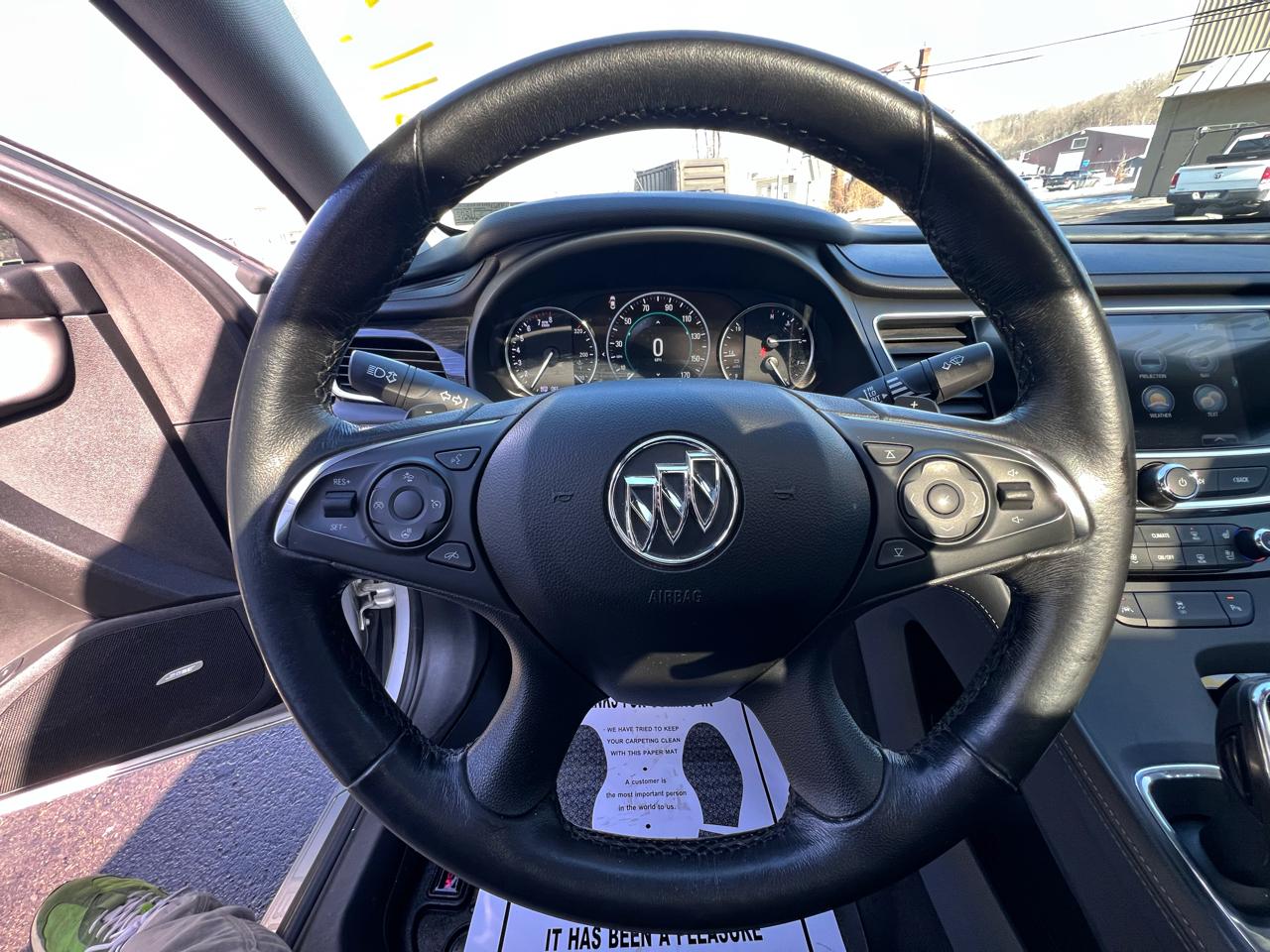 Buick LaCrosse 4dr Sdn Premium AWD 2017