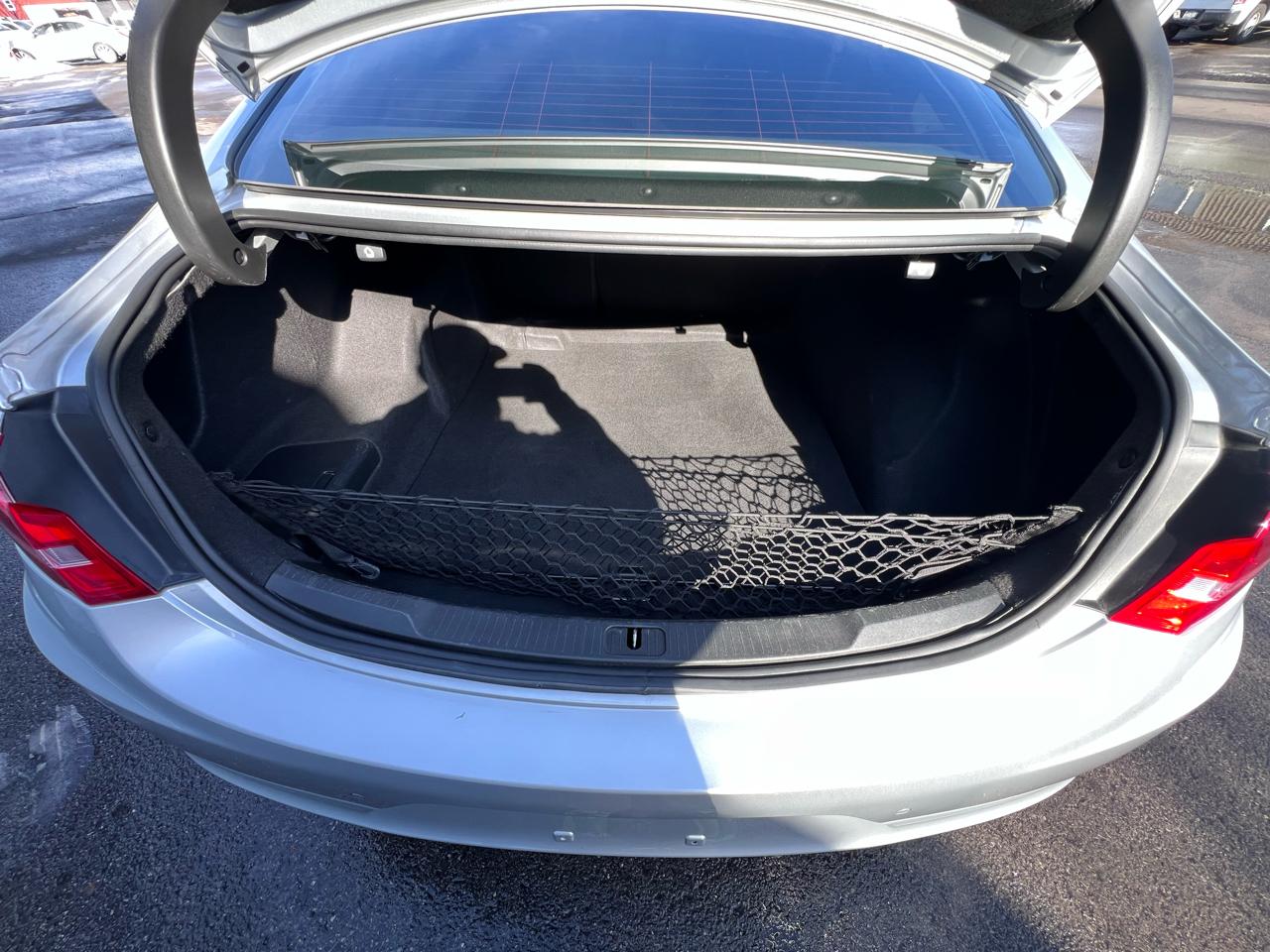 Buick LaCrosse 4dr Sdn Premium AWD 2017