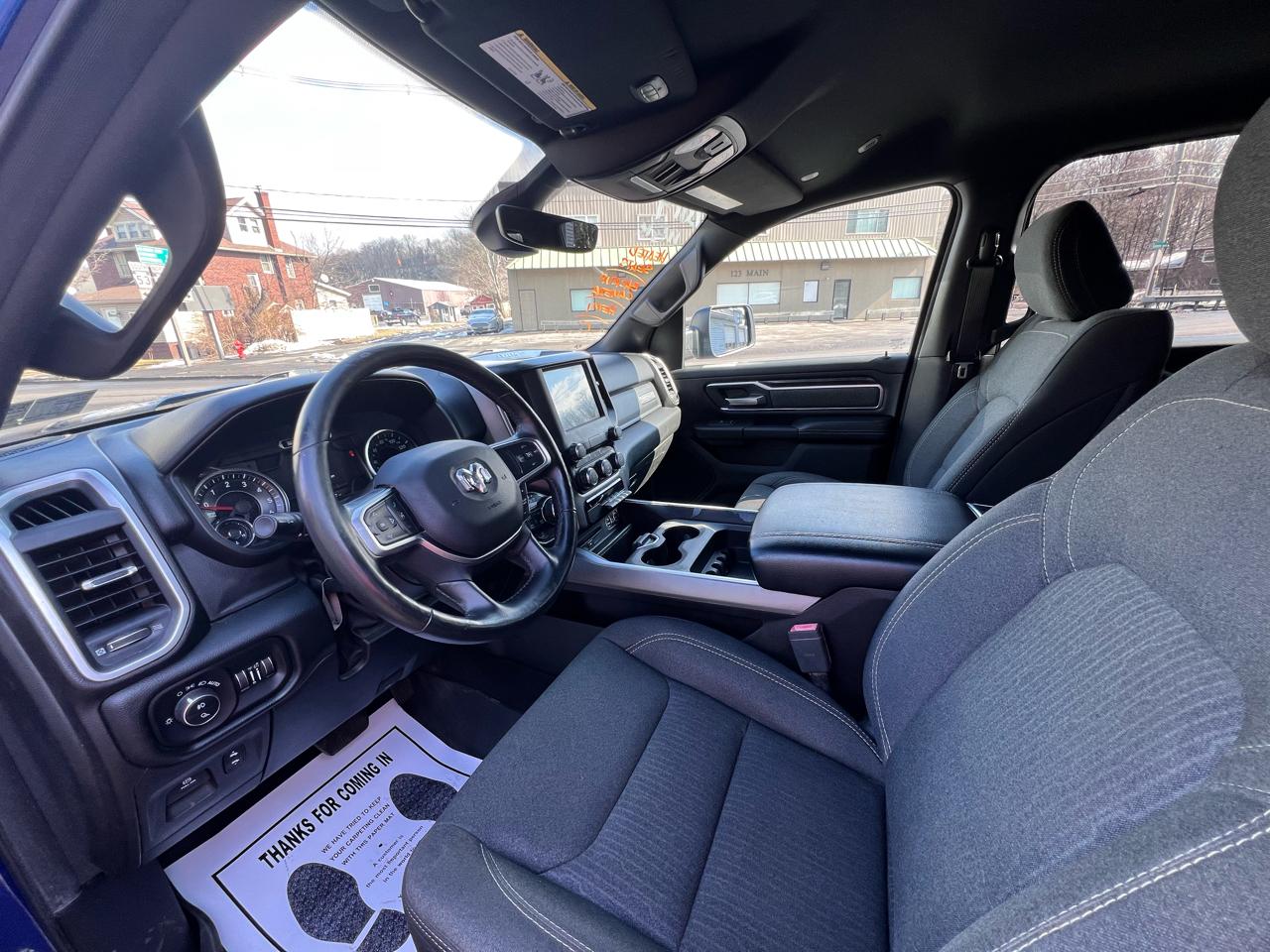 RAM 1500 Big Horn/Lone Star 4x4 Crew Cab 5'7" Box 2019