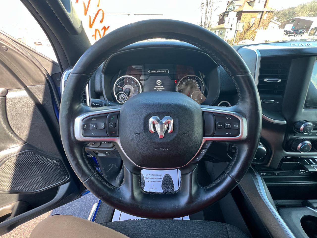 RAM 1500 Big Horn/Lone Star 4x4 Crew Cab 5'7" Box 2019