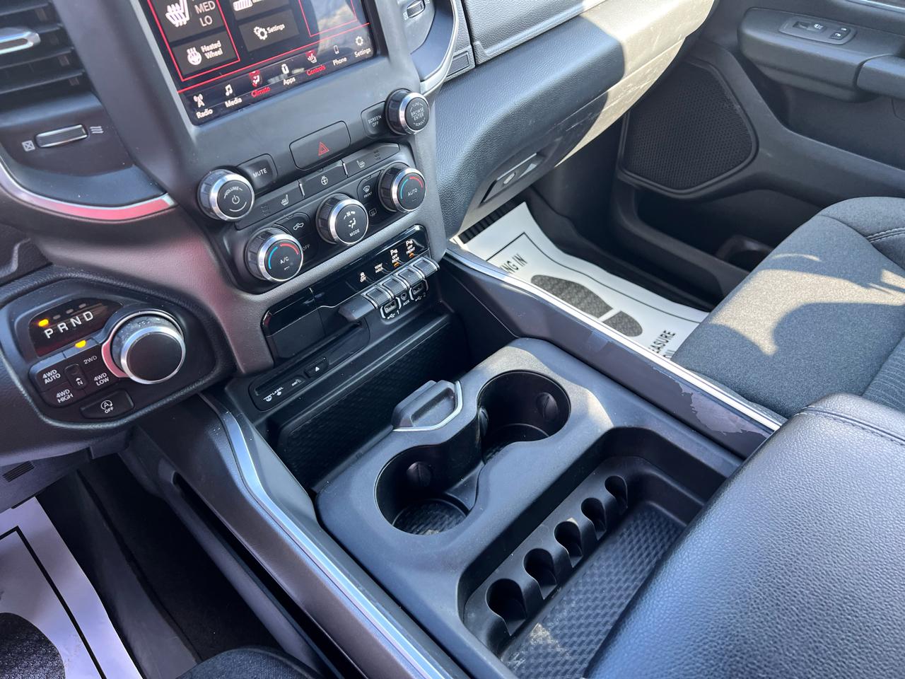 RAM 1500 Big Horn/Lone Star 4x4 Crew Cab 5'7" Box 2019