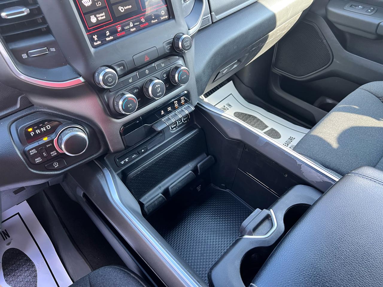 RAM 1500 Big Horn/Lone Star 4x4 Crew Cab 5'7" Box 2019