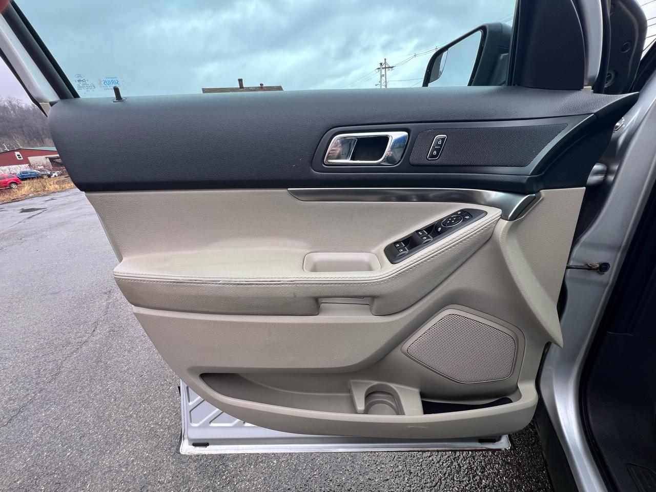 Ford Explorer 4WD 4dr Base 2014