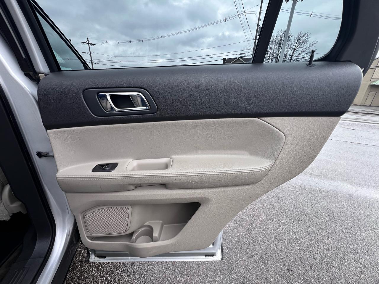 Ford Explorer 4WD 4dr Base 2014