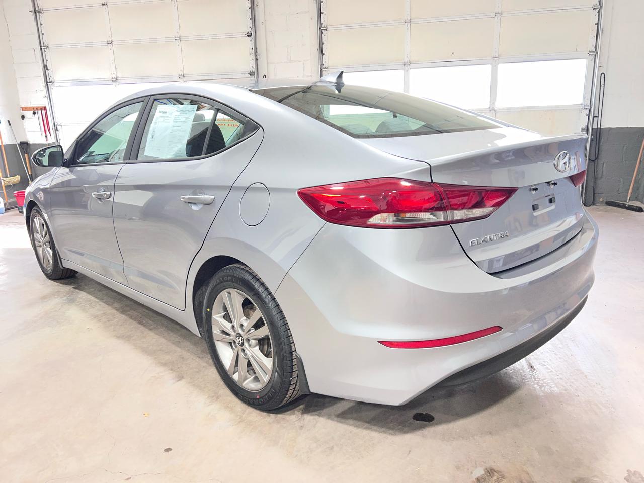 Hyundai Elantra SE 2.0L Auto (Alabama) 2017