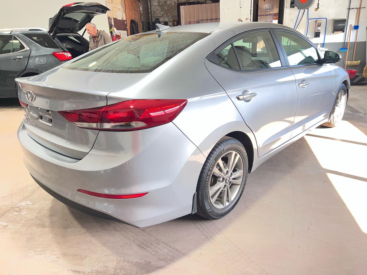 Hyundai Elantra SE 2.0L Auto (Alabama) 2017
