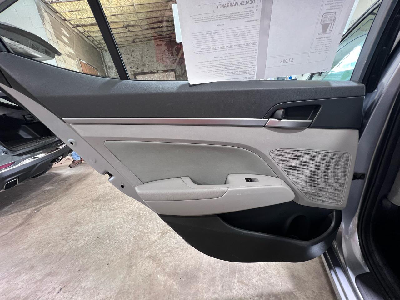 Hyundai Elantra SE 2.0L Auto (Alabama) 2017