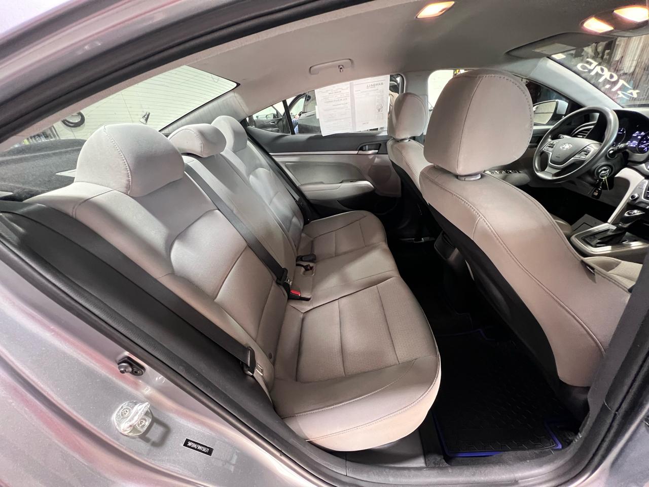 Hyundai Elantra SE 2.0L Auto (Alabama) 2017