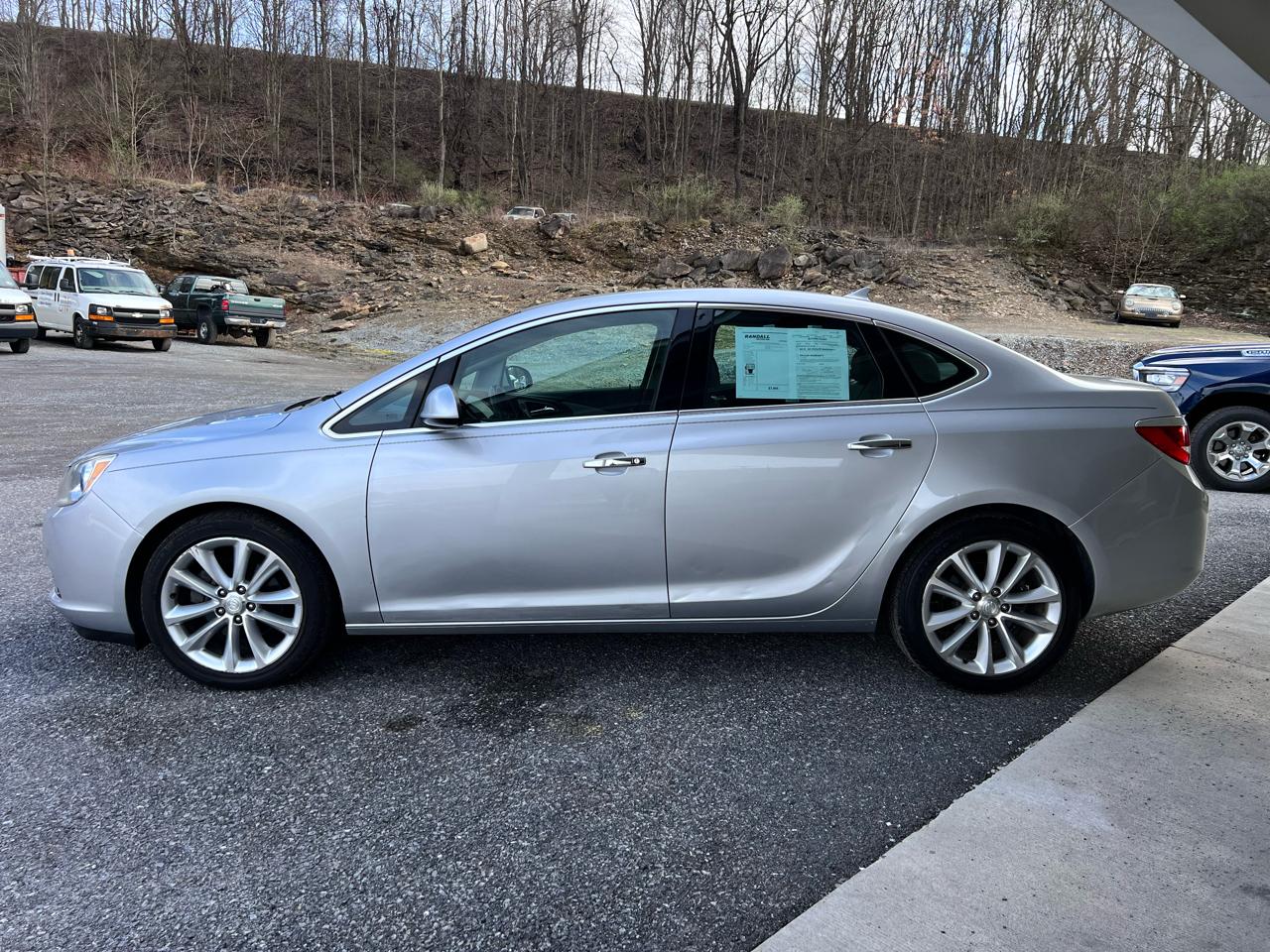 Buick Verano 4dr Sdn Convenience Group 2012