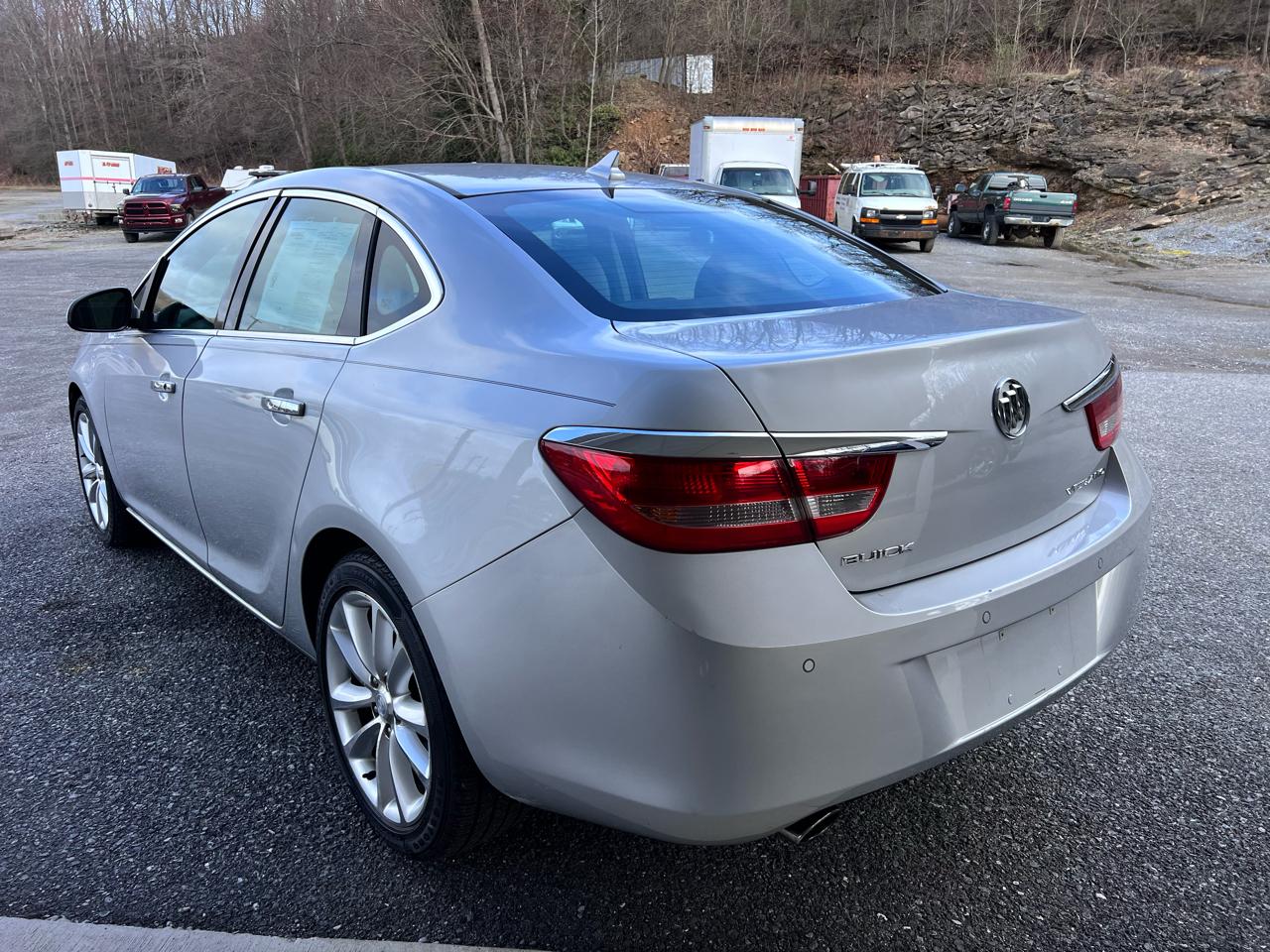 Buick Verano 4dr Sdn Convenience Group 2012