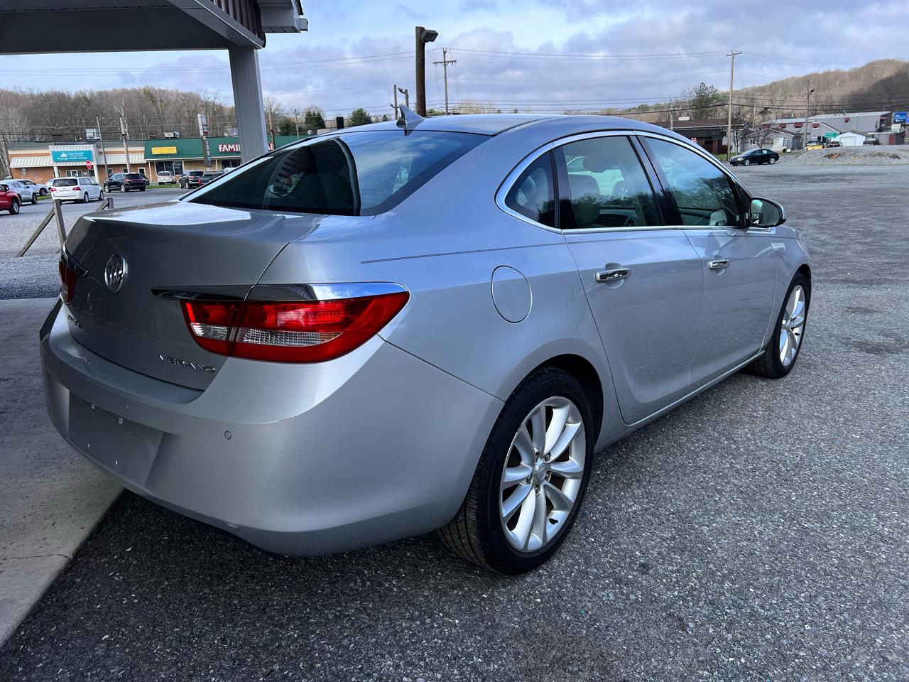 Buick Verano 4dr Sdn Convenience Group 2012