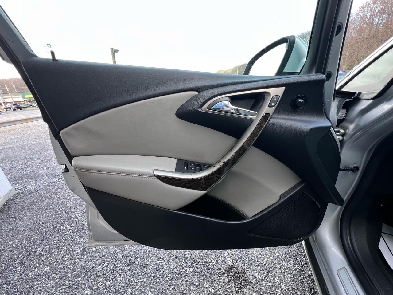 Buick Verano 4dr Sdn Convenience Group 2012