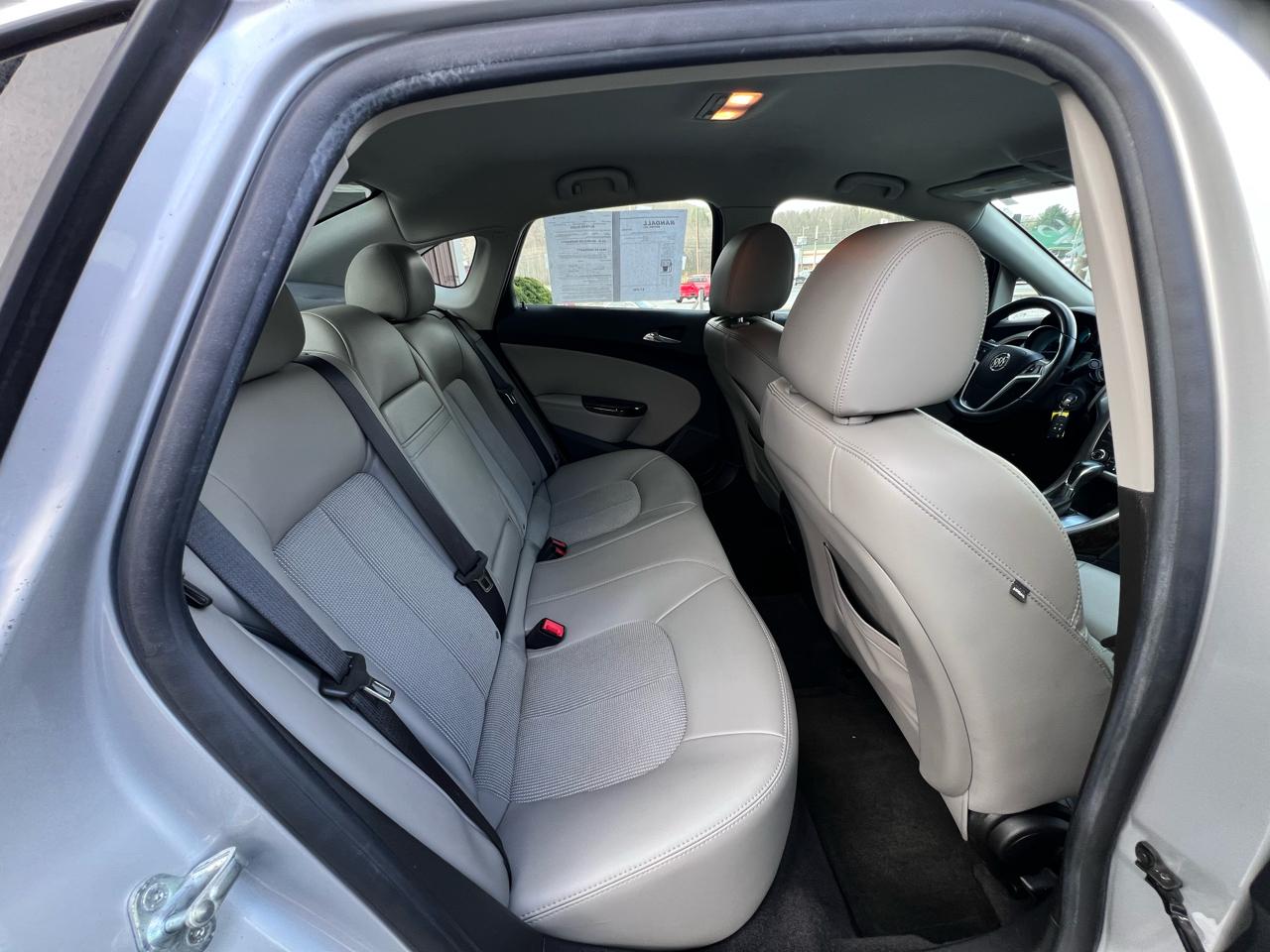 Buick Verano 4dr Sdn Convenience Group 2012