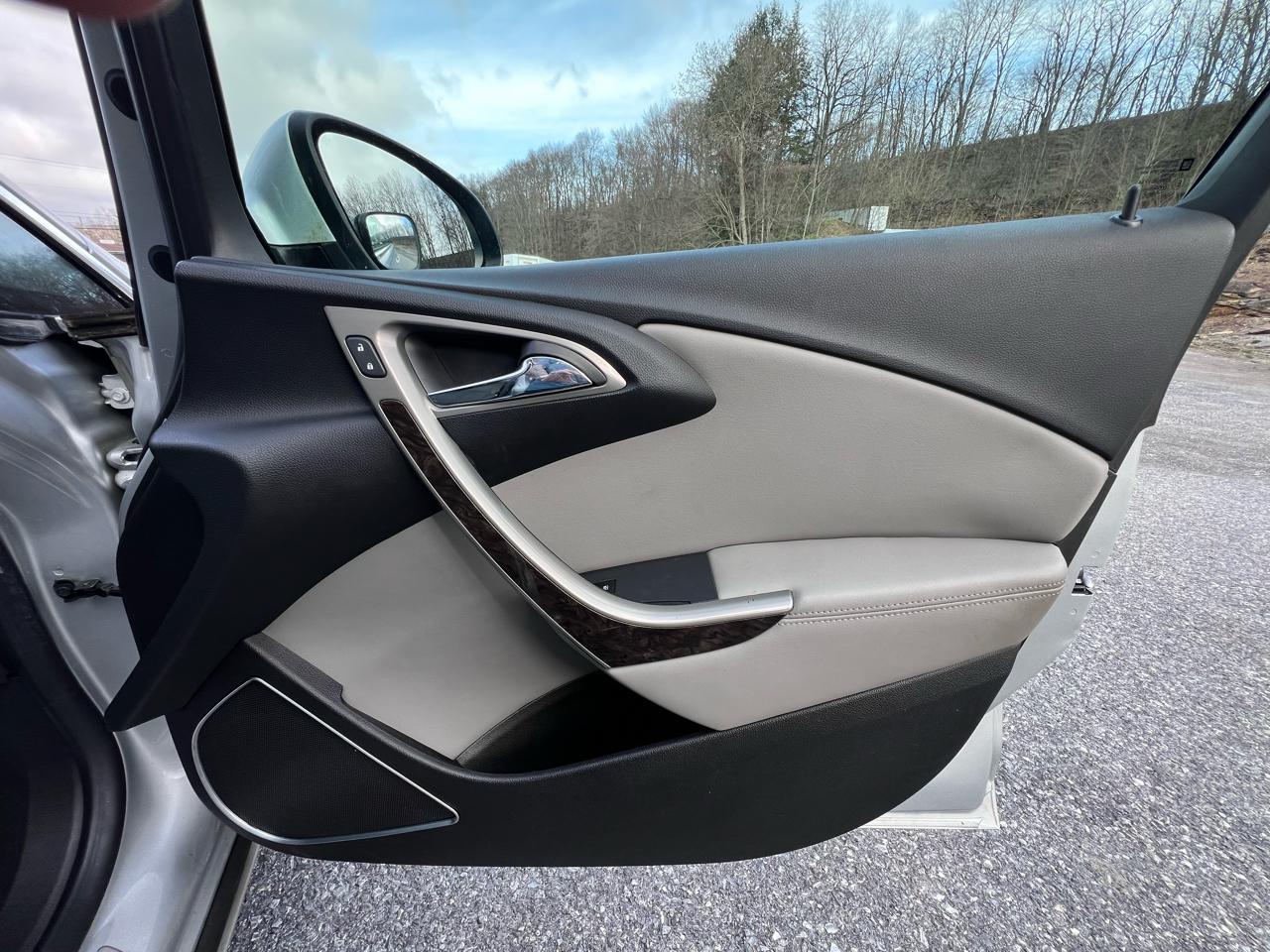 Buick Verano 4dr Sdn Convenience Group 2012