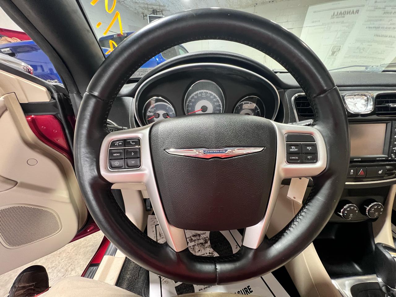 Chrysler 200 2dr Conv Limited 2012