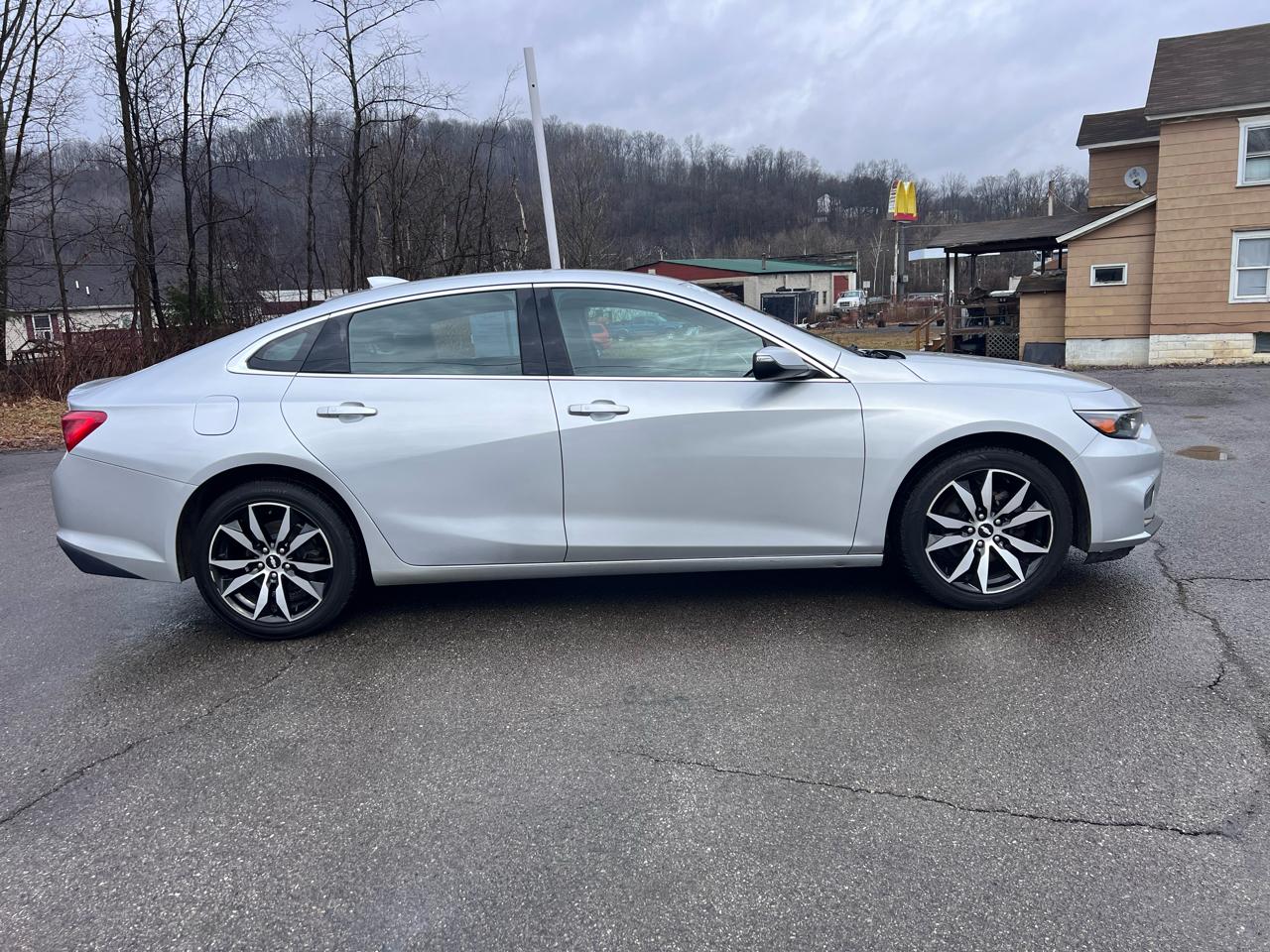 Chevrolet Malibu 4dr Sdn LT w/1LT 2018