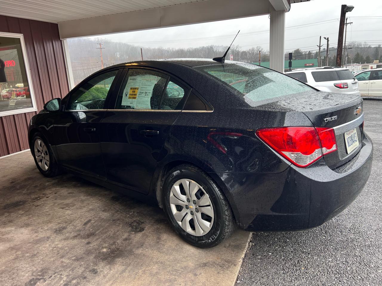 Chevrolet Cruze 4dr Sdn LS 2012